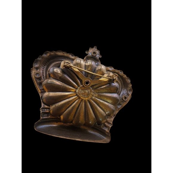 Amazing Repousse Jeweled Dimensional Crown Brooch (A5559) - Picture 4 of 5